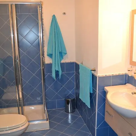 فندق مبيت وإفطار Casale Tiano 3*