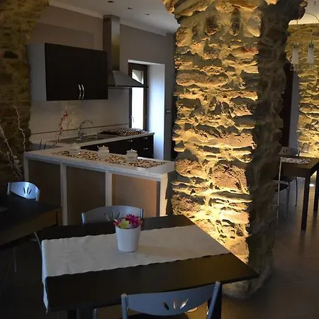 Casale Tiano فندق مبيت وإفطار مونتيكوريس