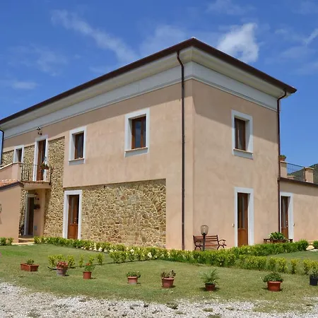 Casale Tiano 3*