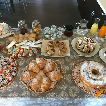 Frühstückspension Casale Tiano 3*