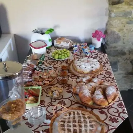 Panzió Casale Tiano 3*